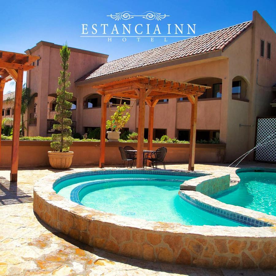 Estancia Inn 特卡特 外观 照片